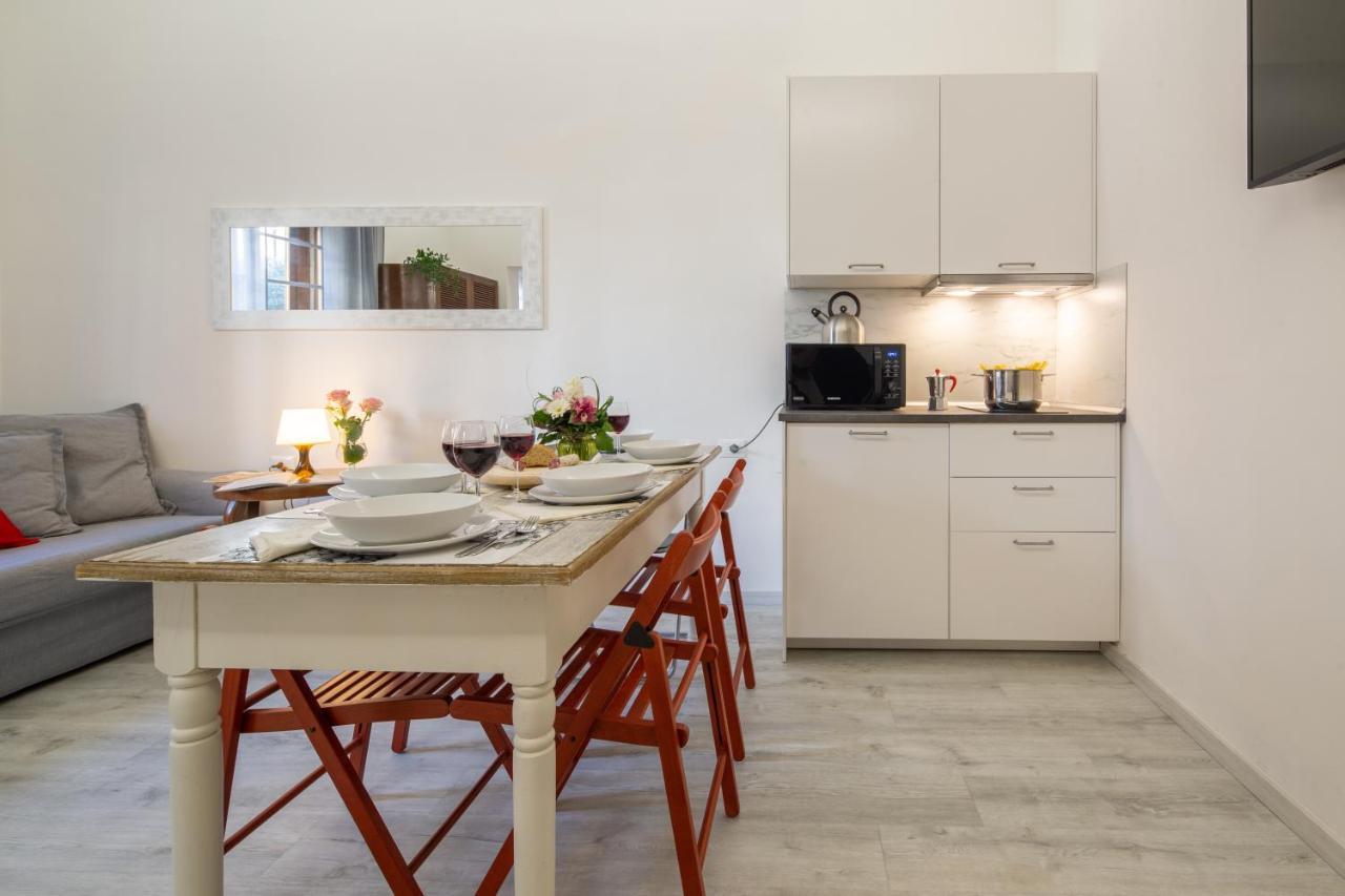 Central Station Apartment By Mmega Florenz Exterior foto