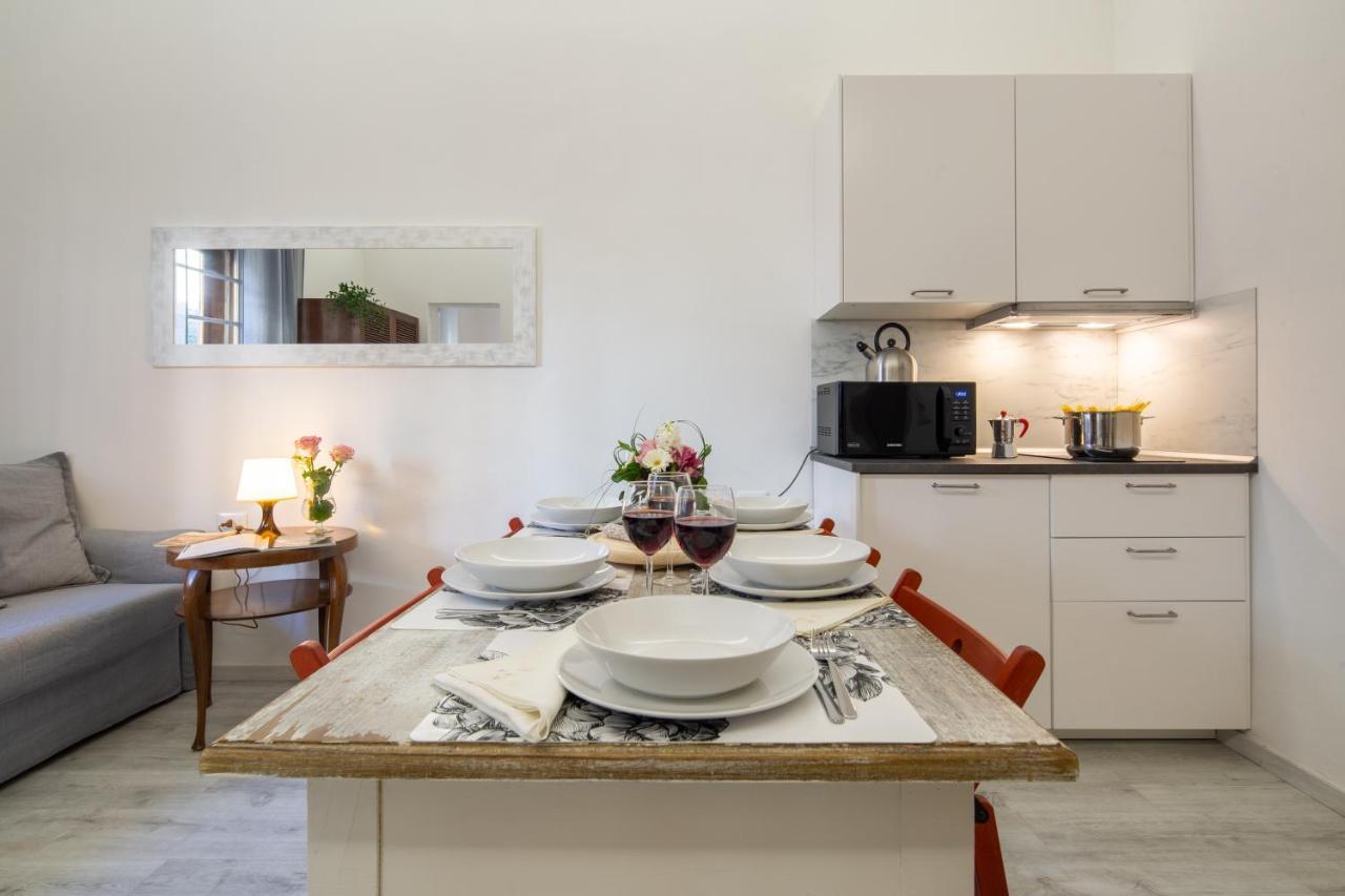 Central Station Apartment By Mmega Florenz Exterior foto