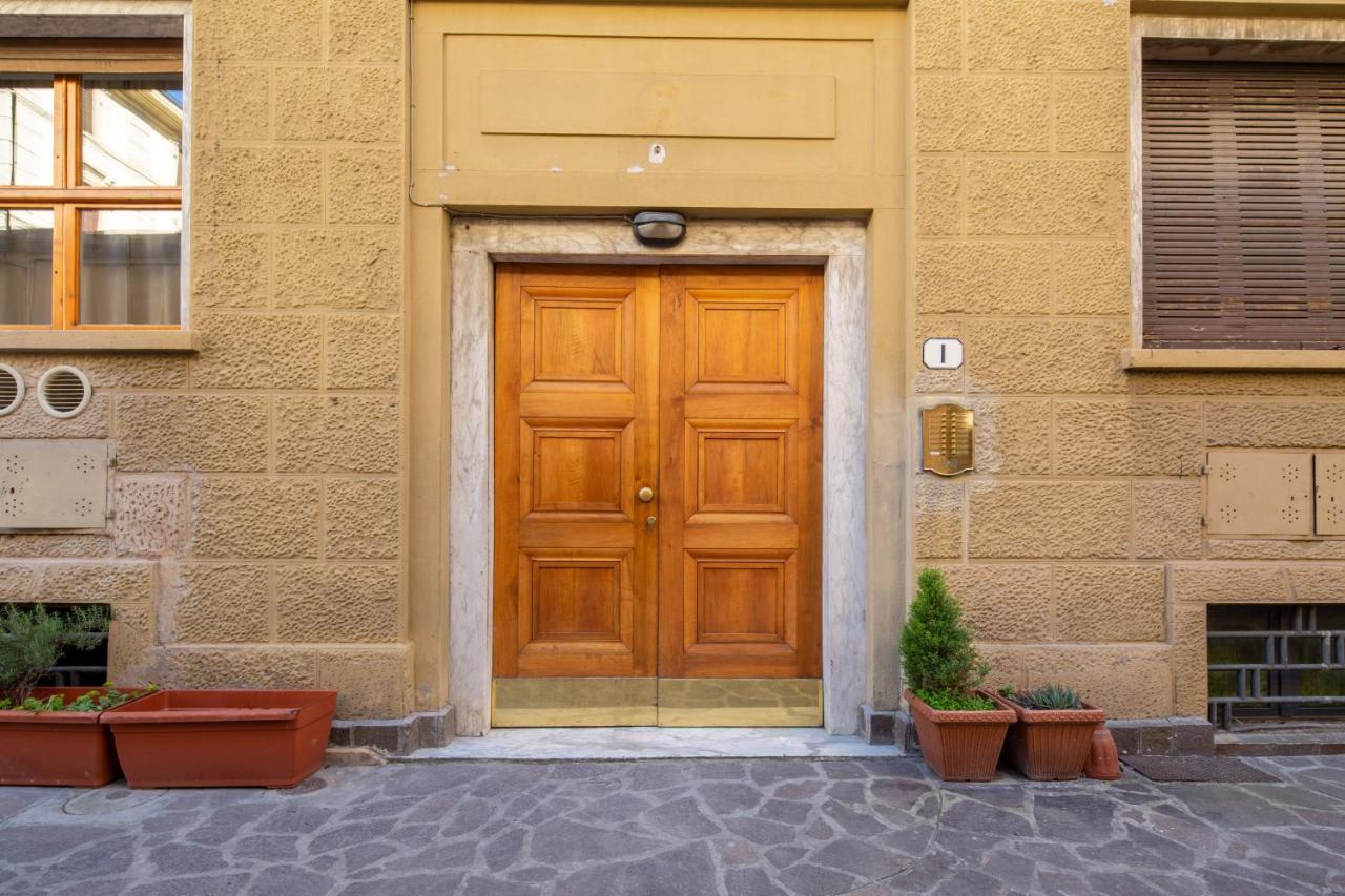 Central Station Apartment By Mmega Florenz Exterior foto