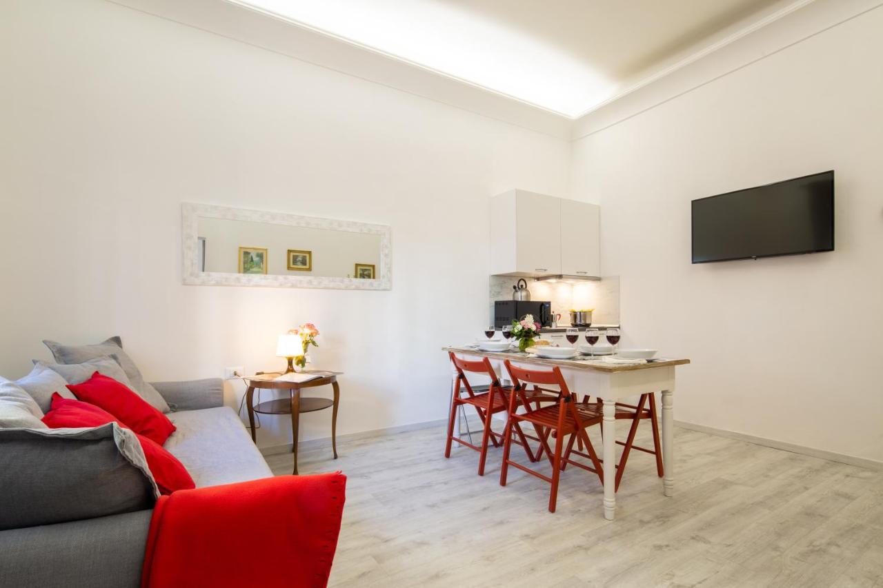 Central Station Apartment By Mmega Florenz Exterior foto